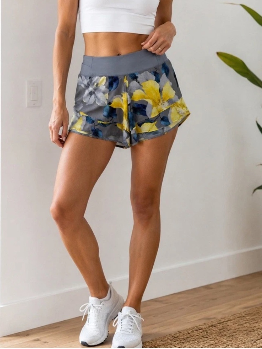 CALIA Petal Hem Bold Floral Print 4” Blue Yellow Athletic Running Gym Shorts M
